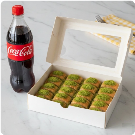 1000 Gr Fıstıklı Baklava 1 Litre Cola İzmir pasta
