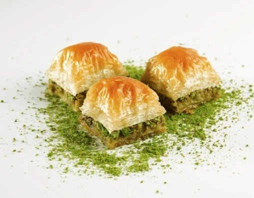 Damak Çatlatan 750 Gr Fıstıklı Baklava İzmir pasta