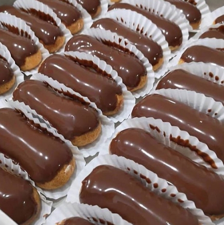 Geleneksel Tariflerle 1 Kg Çikolatalı Ekler İzmir pasta