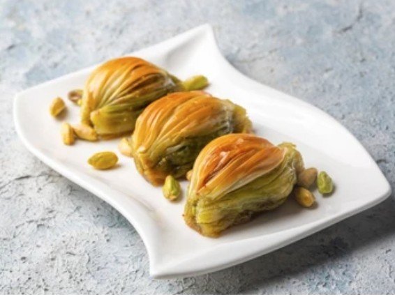 Kutuda Servis 750 Gr Midye Baklava İzmir pasta