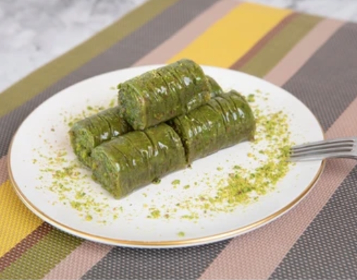 Mutfak Mucizesi 1000 Gr Fıstık Sarma İzmir pasta